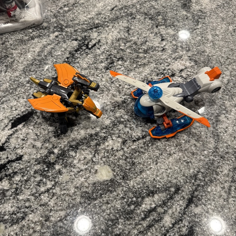 Transformer DinoBot Predaking and Rescue Bot Rescan Blades Flight Bot Figure - Picture 2 of 11